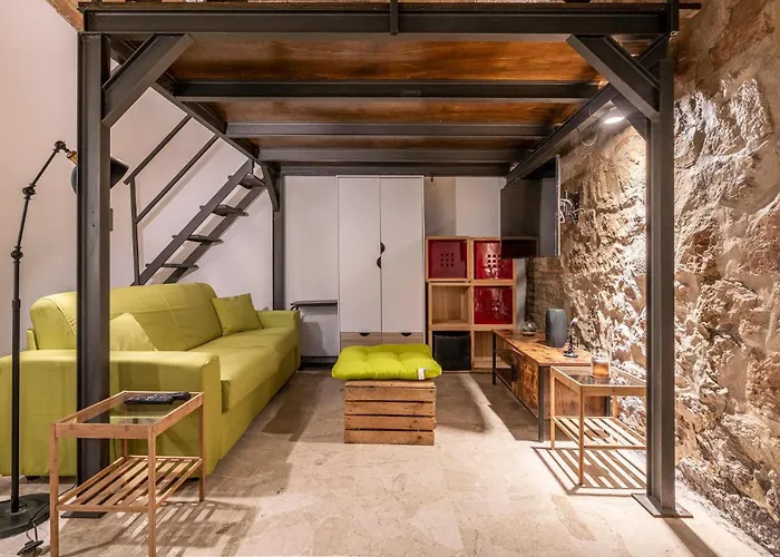 1 Bedroom Lovely Apartment In Roma