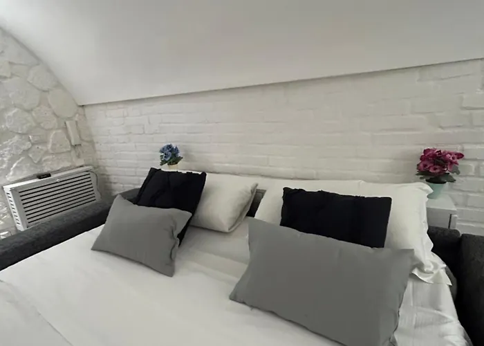Little Suite Sant Angelo