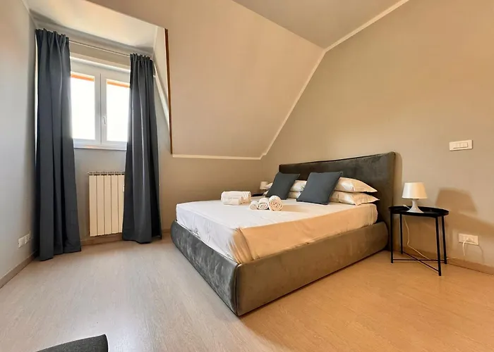 Lux Apartment Tuscolano - Metro A