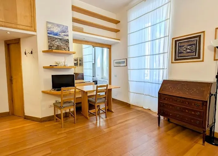 Cozy Home in San Cosimato