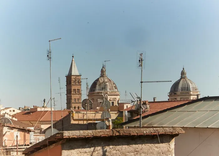 Roma Stazione Termini 300 Mq Appartamento Con 4 Camere Vista E Idromassaggio