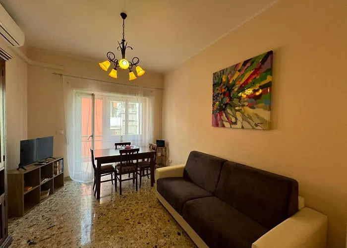 Vintage Charm Apt In Aurelio