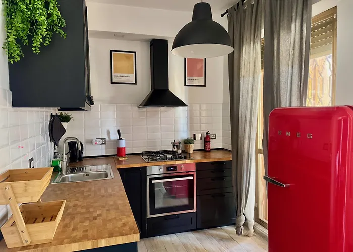 Cozy Apartment With Metro Link To The Colosseum