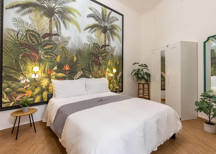 Rhome Hub Vatican Apartment