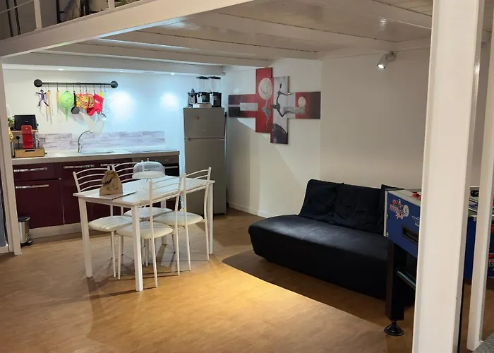 Small Mezzanine Apartment Colosseo
