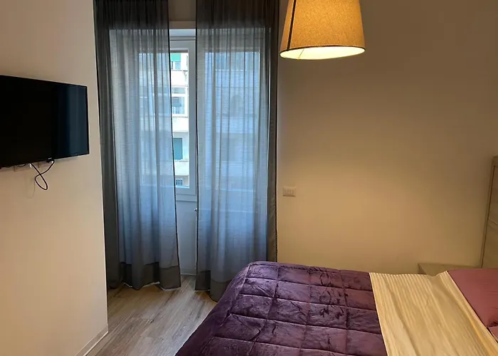 Quiet Vatican Hideaway, 1 Min To Train Station