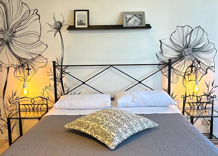 Eufonia Vinyl Friendly Apartment