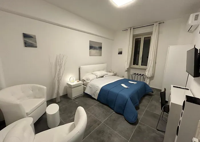 White, San Giovanni Studio