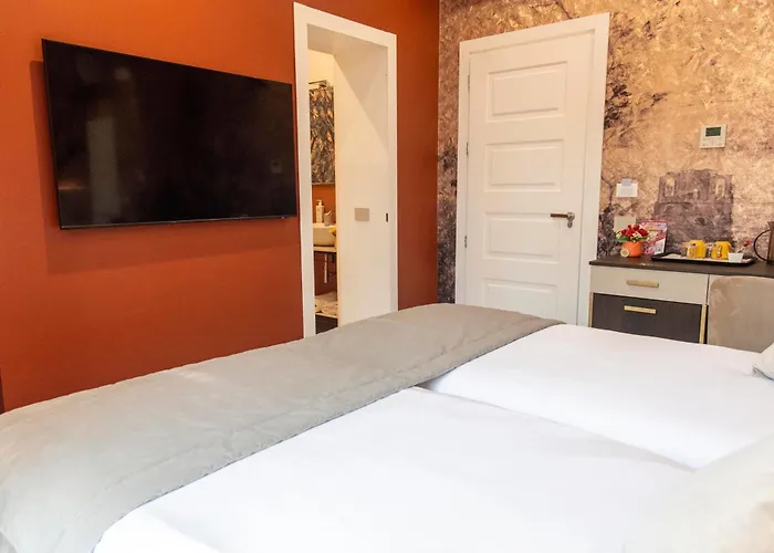 Adelaide Suite Dreams
