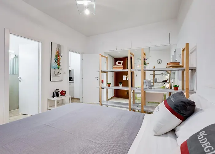 96 Degli Ubaldi Studio Near The Vatican And The Metro