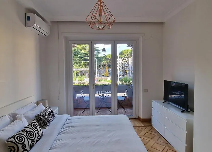 Nox Romana Apartments - Saint Peter - Large Flat With Terrace