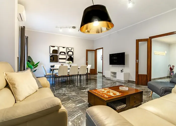 Elegant Retreat In Rome, Comfort & Style - Metro A