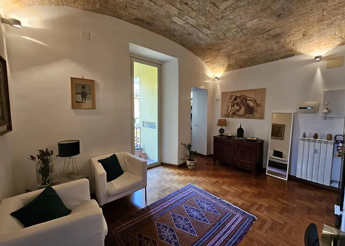 Spritz Apartment - By Be Your Home