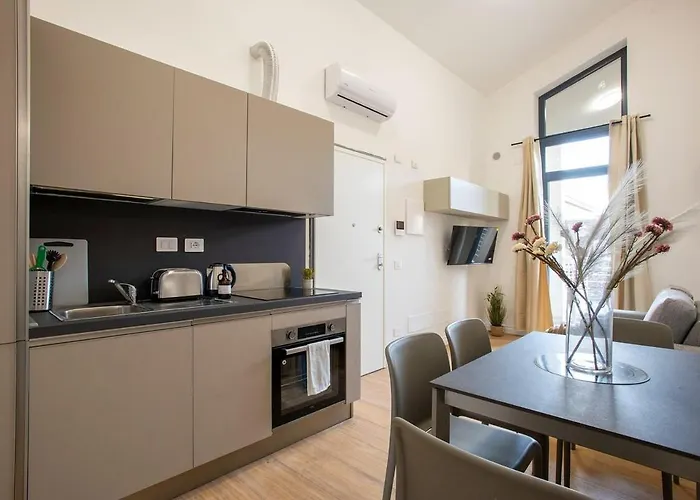Urban Oasis Near Termini, Free Parking&Balcony, Int10