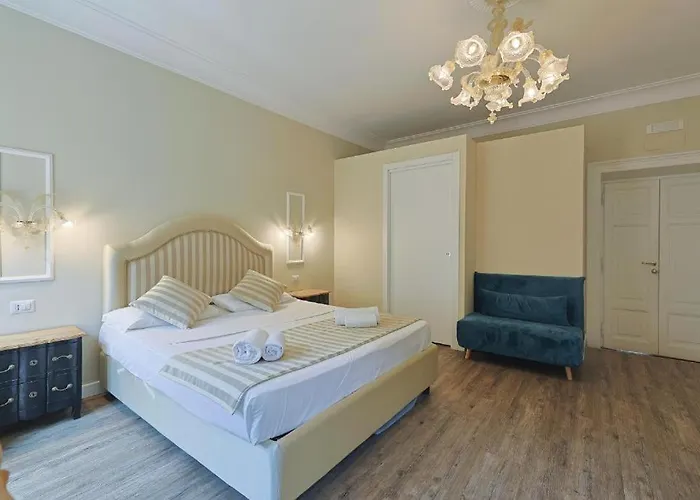 Art House Relais56 Luxury Rooms Piazza di Spagna