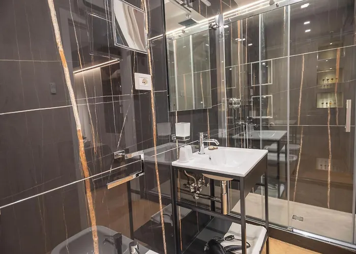 Flat Urban Suites