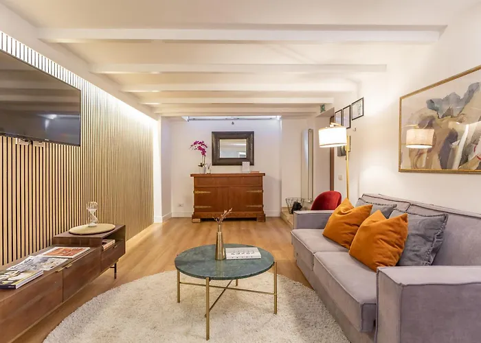 Daplace - Iris Apartment