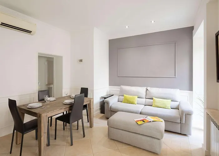 Vespasiano 56 Holiday Apartment