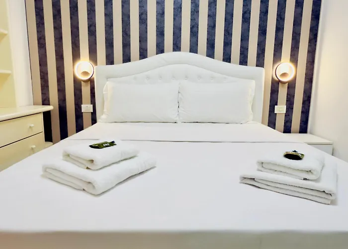 Colosseum Imperial Guest House