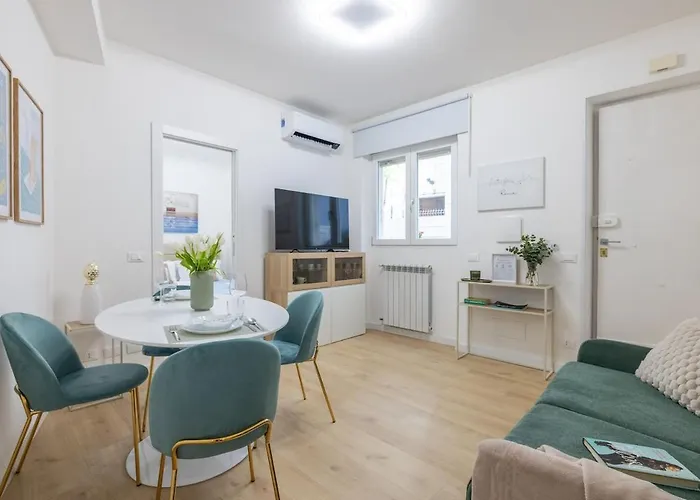 Nostromondo-Elegant Suite With Patio In Monti Parioli