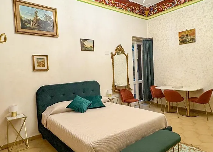 Pantheon Luxury Noble Apartment