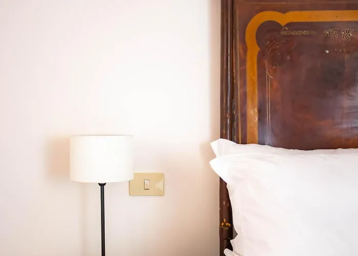 Colosseum Suites - Zen 22