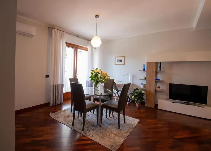 Life Home - New Apartment Eur Torrino