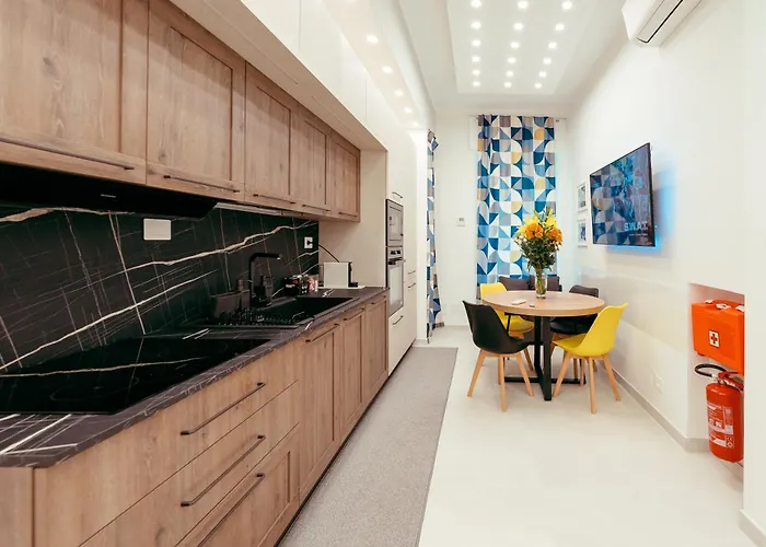 30' Walk Vatican & Stadium Art, Smart Home