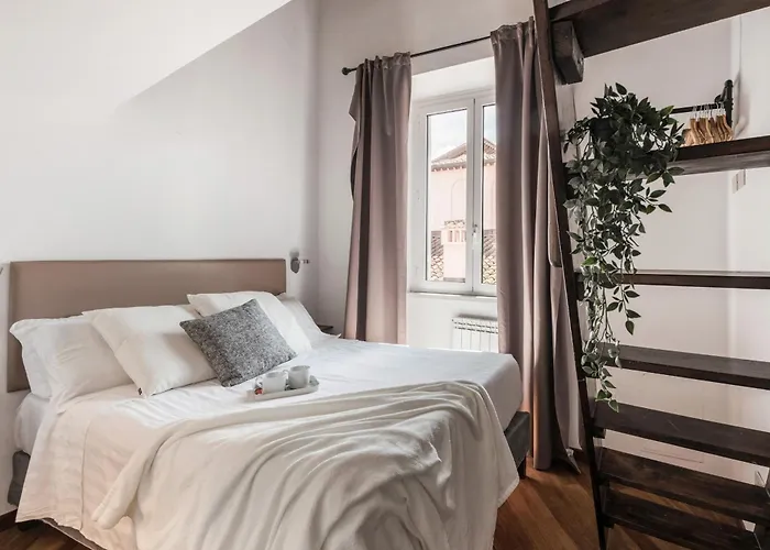 The Best Rent - Spacious Multi-Room Apartment On Via Cavour
