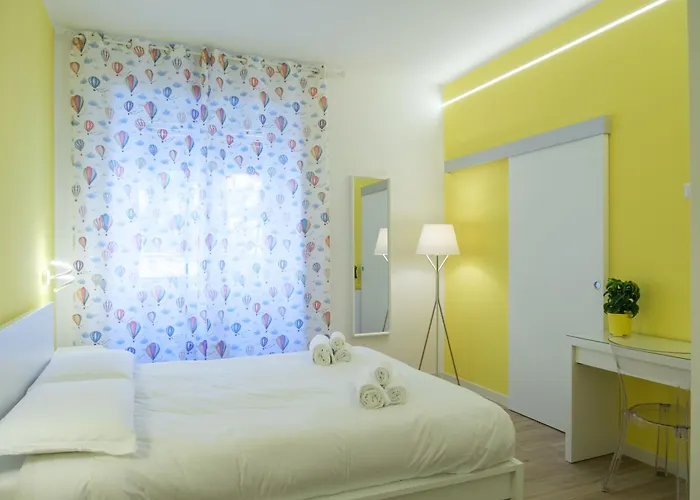 Rainbhome Colourful Roman Suites