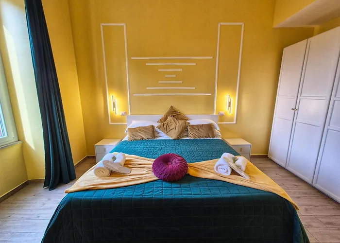 Residenze Serventi Longhi