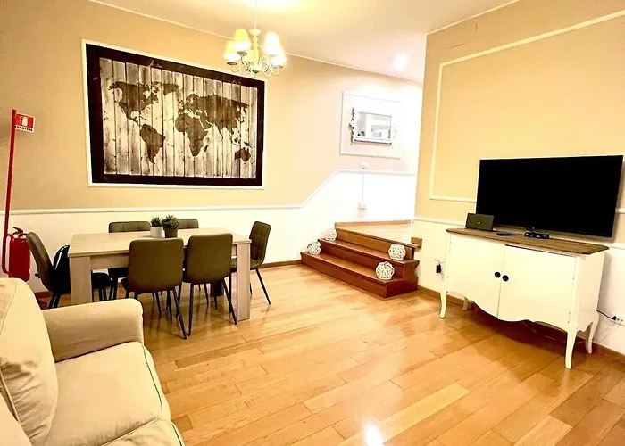 Amazing Apt Near Spanish Square