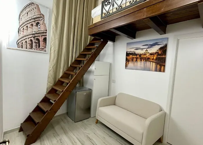 Trevi Foutain Room