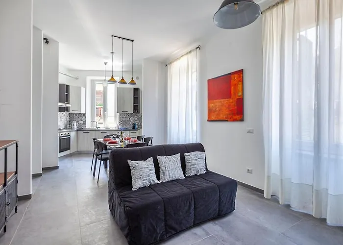 Ponte Milvio 3 Bedroom Apartment