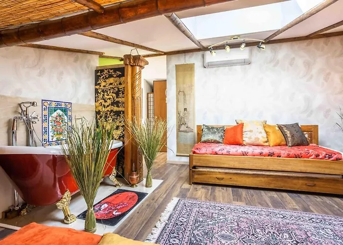 Golden Pagoda -New Luxurious Residence