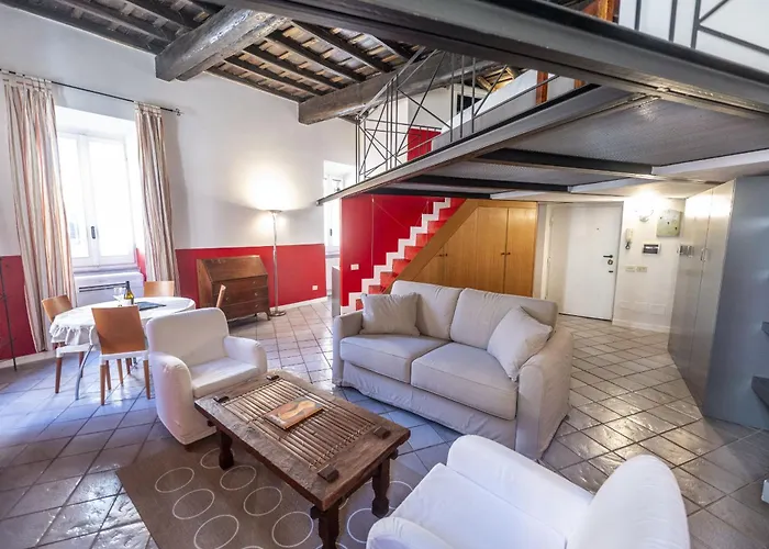 The Scarlet Loft In Trastevere