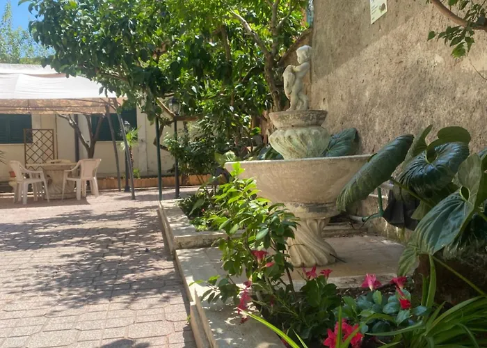 Abeti'S House