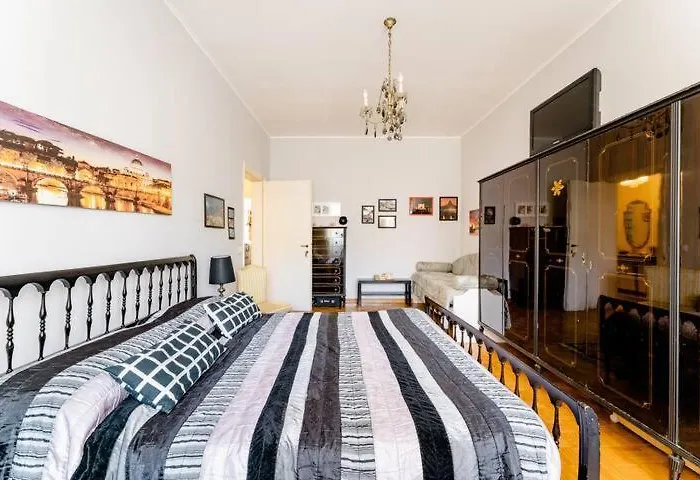 The Pope'S Room