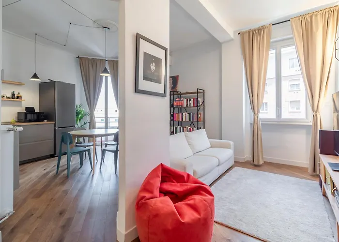 Aurealiving - Satrico Cozy Apartment Fast Wifi And Air Conditioning
