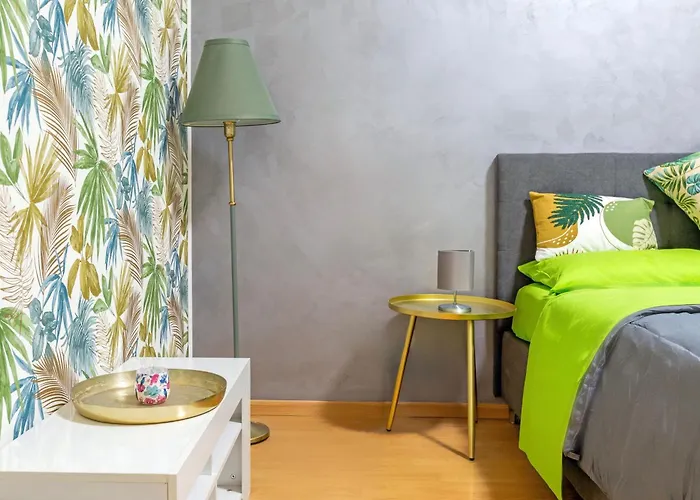 Rene Home - Ponte Milvio