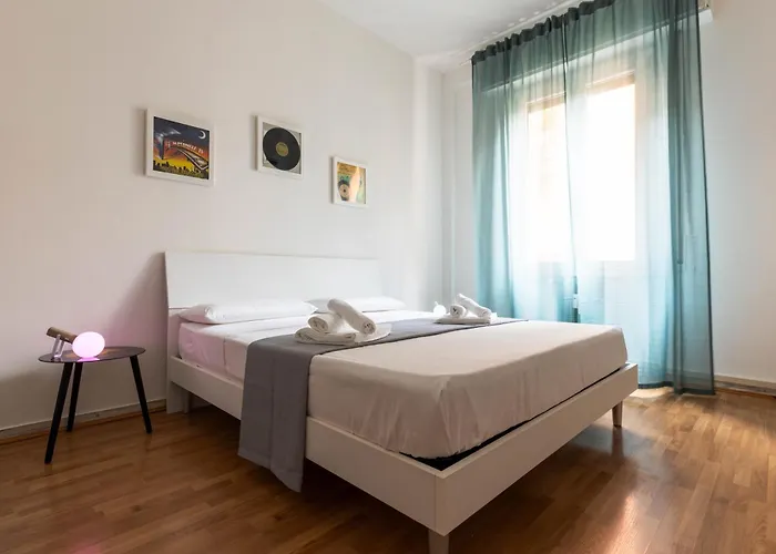 Cappuccino Pop, Apartment Metro A