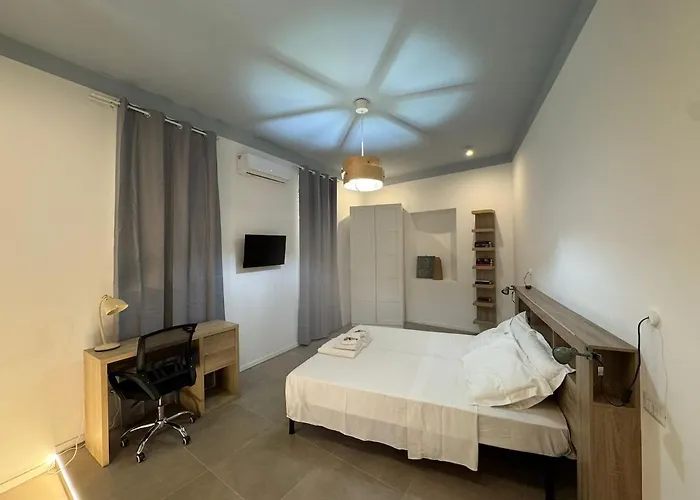 Cozy Corner In Magical Trastevere