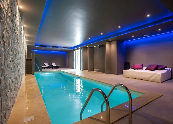 Fortyfive Squared Hotel