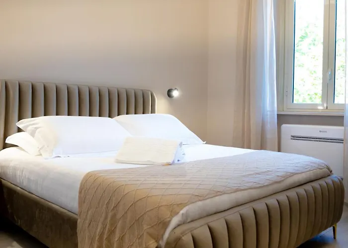 Suites 215 Colosseum - Guesthouse