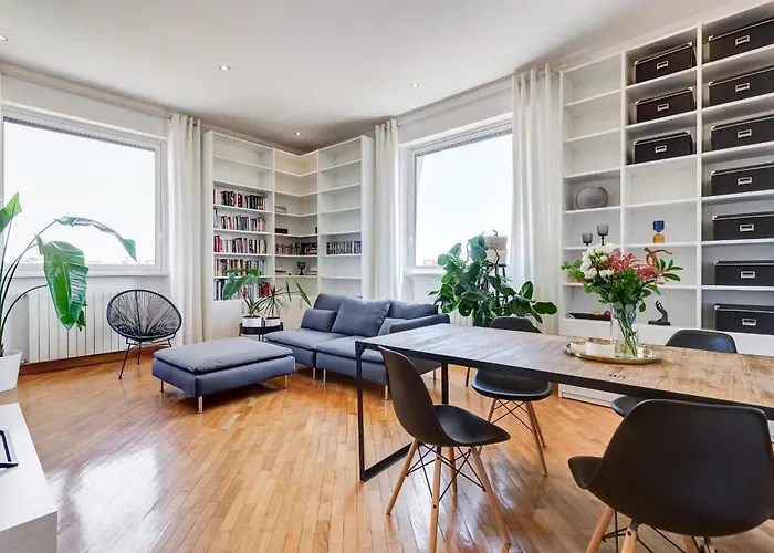Romaviva Luxury Attic Apartment - San Giovanni In Laterano - Metro A C - Central Rome