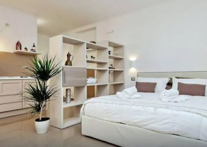 Secret Garden Apt Colosseo - Homkeey Apartments