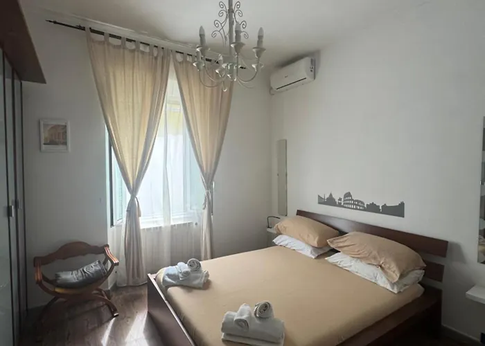 Aurelia G House