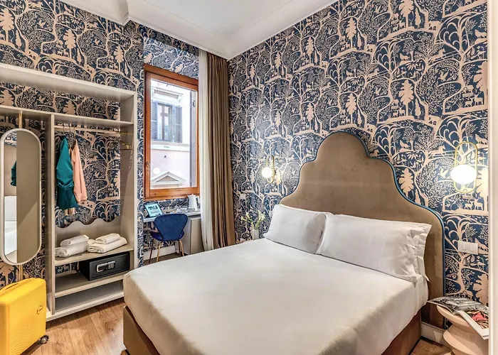 Townhouse Condotti 29