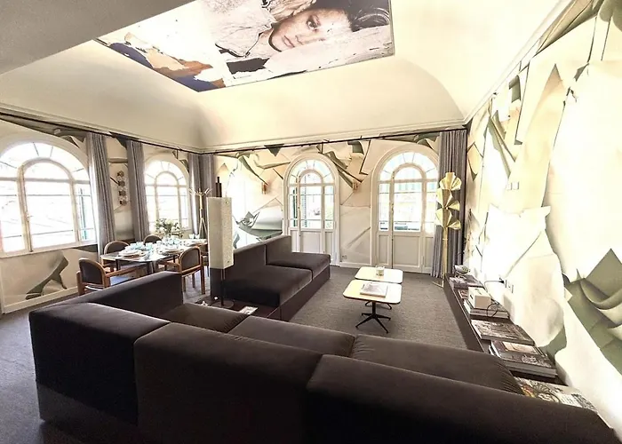 Amazing Luxury Penthouse Suite