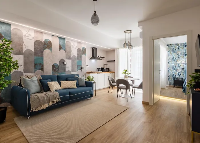 Aida Luxury Apartment In San Giovanni